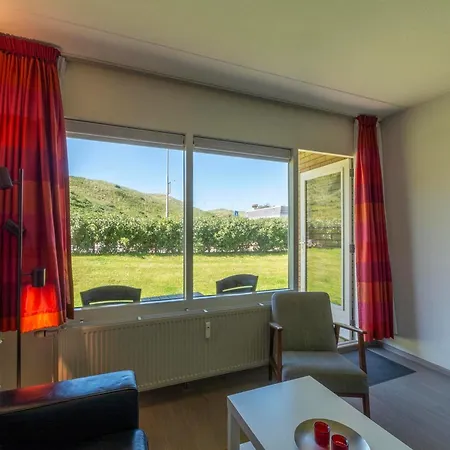 By Dutch Dunes With Sea Views アパート